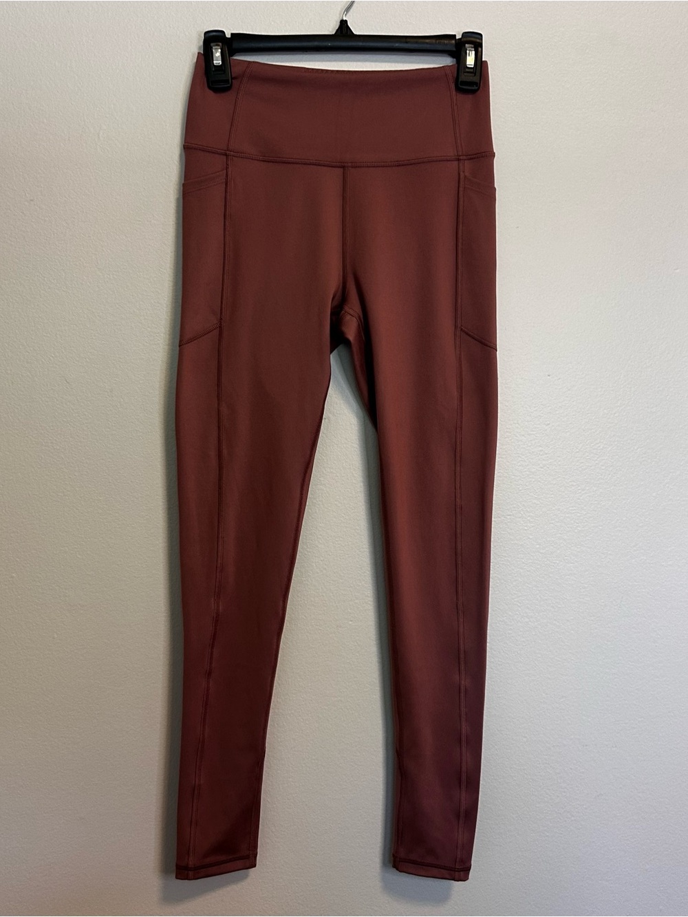 Victoria's Secret High-Rise Leggings in Brick
